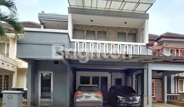 Rumah 2.5 lantai siap huni full furnished di Kota Wisata 1