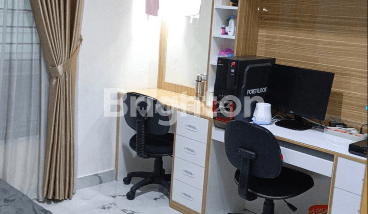 Rumah 2.5 lantai siap huni full furnished di Kota Wisata 2