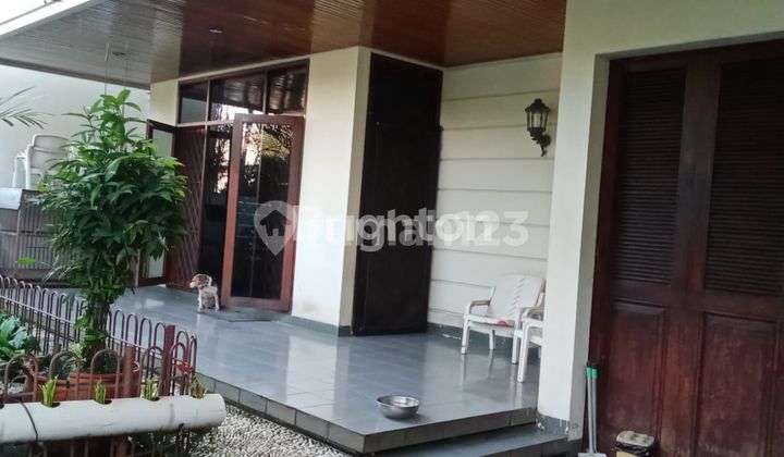 Rumah 2 lantai siap huni di Villa Cibubur Indah Rumah 2 lantai siap huni di Villa Cibubur Indah
