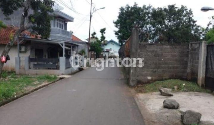 Punya Pekarangan Luas plus Bangunan di Pinang Ranti 2