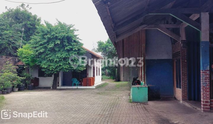 TANAH STRATEGIS ADA RUMAH DAN KONTRAKAN DEKAT PASAR BANTAR GEBANG BEKASI JAWA BARAT COCOK UNTUK BISNIS/USAHA