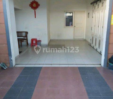 DIJUAL Rumah 3 Lantai SHM Bagus Di PIK 1 2