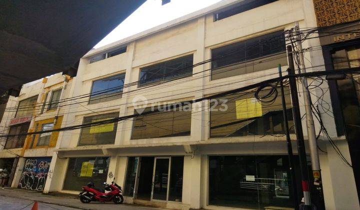 Dijual Ruko Gandeng 3 di Fatmawati 3 Lantai SHM Unfurnished 1