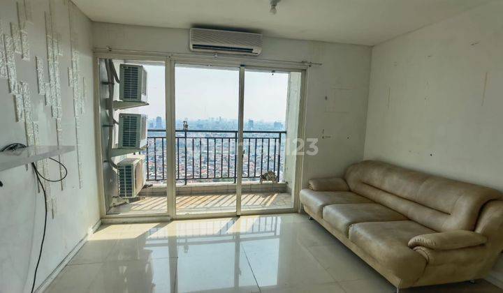 Disewakan Apartemen Thamrin Residence Lantai Atas Furnished 2BR 1