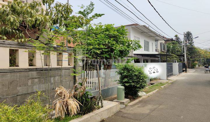 DIJUAL Rumah Tua hitung Tanah di Sunrise Garden Luas 150m² SHM 2