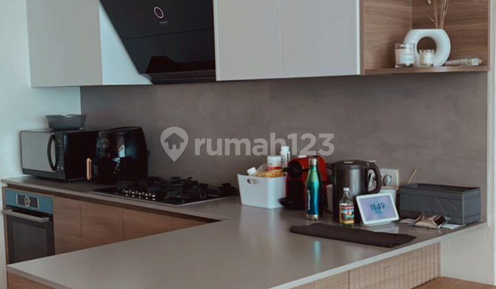 FOR RENT Apartemen The Windsor Furnished 3 BR 2