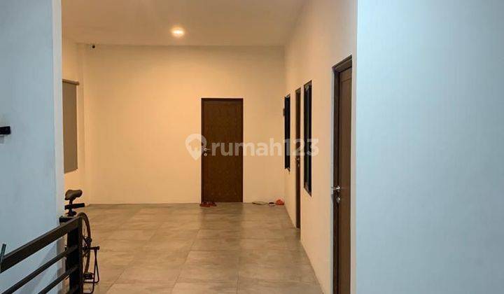 DIJUAL Ruko 4,5 Lantai di Tamansari Jakbar Semi Furnished SHM 1