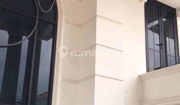 For Sale Large Luxurious Spacious House in Jagakarsa Ready to Occupy North Facing