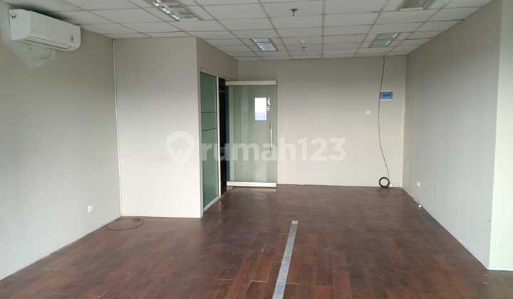 Disewakan Ruang Kantor Di The Boulevard Office Luas 54m² Unfurnish 2
