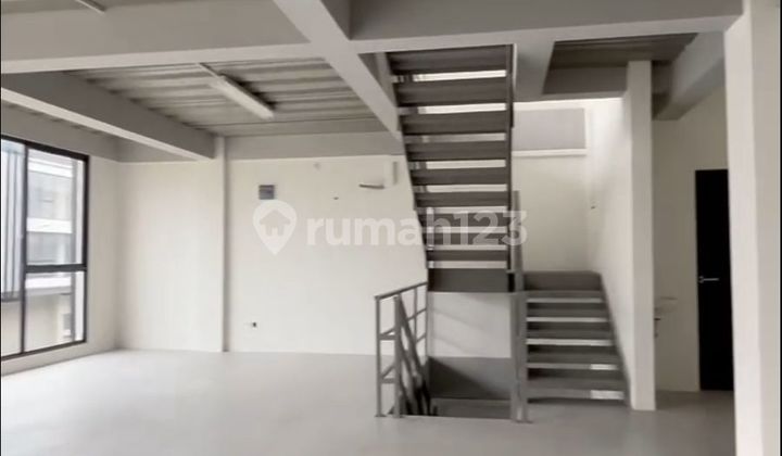 Duta Indah Warehouse - Starhub BRAND NEW