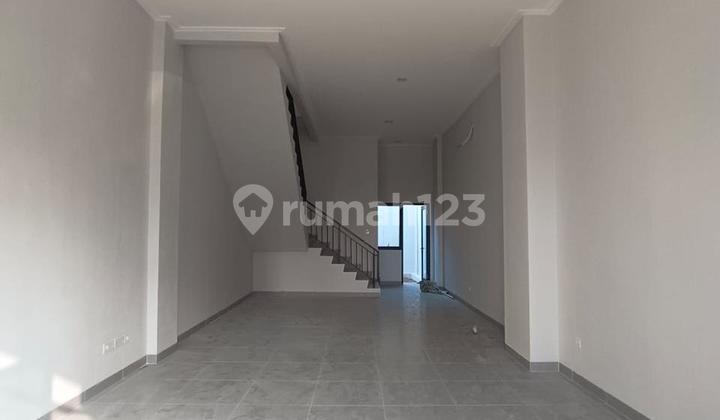 Dijual/sewa Ruko Pik2 Siap Huni Sdh Rapih Lokasi Strategis Hadap Jln Dijual/sewa Ruko Pik2 Siap Huni Sdh Rapih Lokasi Strategis Hadap Jln