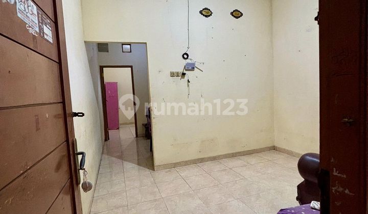 Ready-to-Occupy House in a Strategic Location, Comfortable and Safe. Ready-to-Occupy House in a Strategic Location, Comfortable and Safe.