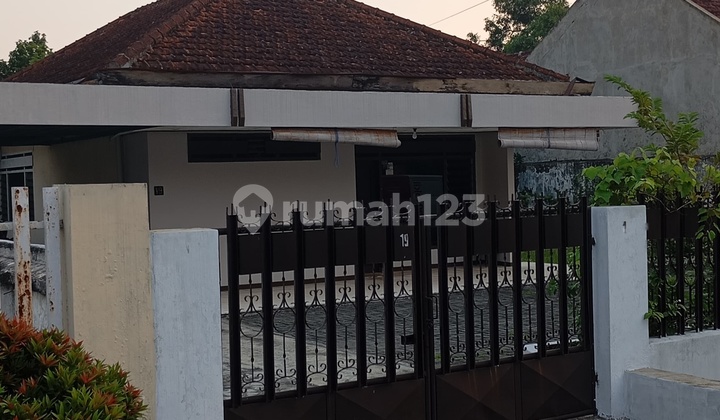 Rumah 1 Lantai Desa Jombatan Jombang Jawa Timur