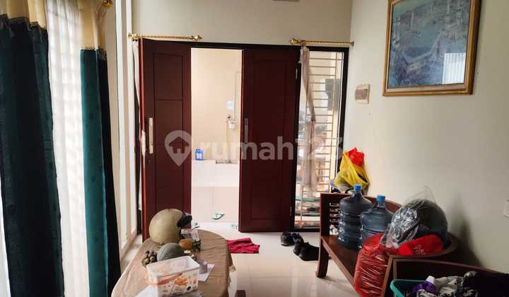 House 0 Rungkut Menanggal Harapan Main Road, East Surabaya 2