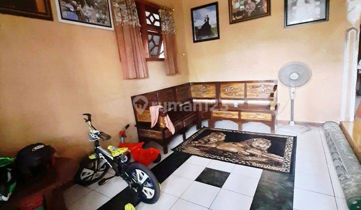 Rumah 2 Lantai di Jemursari Surabaya Selatan 2