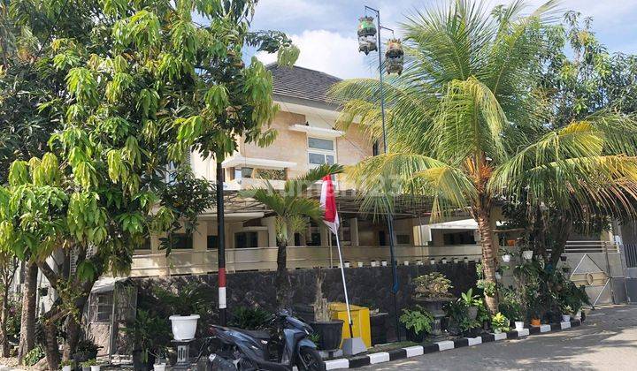 Rumah Mewah Hook di Griya Babatan Pratama Wiyung Surabaya Selatan 1