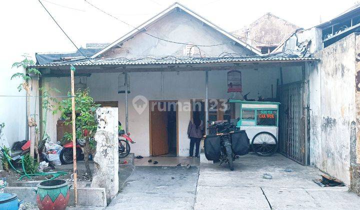 Rumah Siap Huni  di Karangrejo Wonokromo Surabaya 1