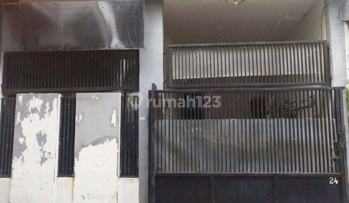 Rumah 2 Lantai Siap Huni di Rangkah Surabaya Timur 2