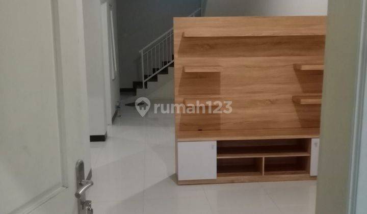 Rumah Baru 2 Lantai Siap Huni di Hulaan Menganti Gresik 2