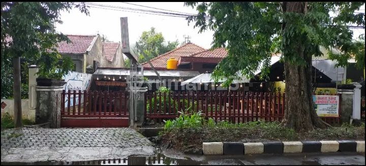 Rumah 1 Lantai 0 Jalan Raya Kombes Pol Moh Duryat Sidoarjo Kota Rumah 1 Lantai 0 Jalan Raya Kombes Pol Moh Duryat Sidoarjo Kota