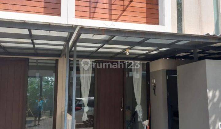 Rumah 2 Lantai Siap Huni di Grand Sunrise Menganti Gresik 2