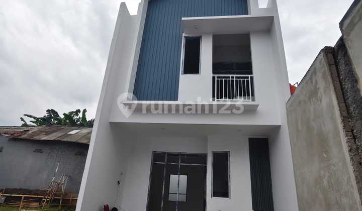 Rumah 2 Lantai Selangkah ke Tol Jatiasih