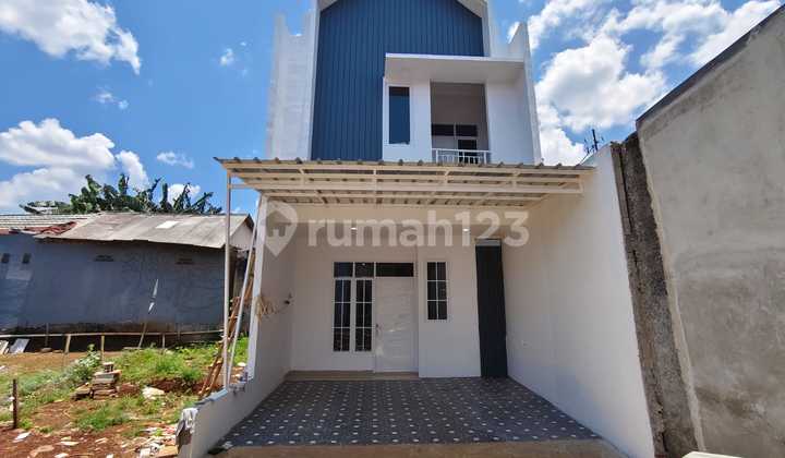Rumah 2 Lantaiselangkah ke Toll Jati Asih