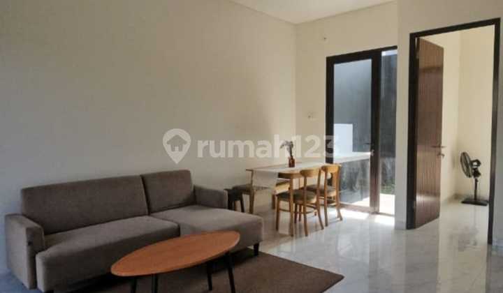 Rumah Modern Mewah 2 Lantai, Siap Huni, Bebas Banjir Rumah Modern Mewah 2 Lantai, Siap Huni, Bebas Banjir