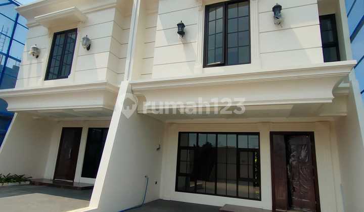 Rumah Siap Huni 10 Menit ke Tol Jatibening Rumah Siap Huni 10 Menit ke Tol Jatibening