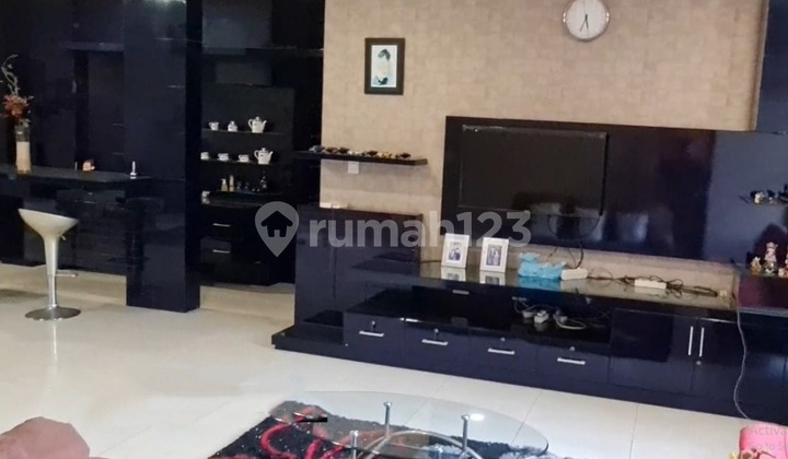 3-Storey Shop House for Sale Fully Furnished at Istana Pasteur Regency, Bandung 0143 2