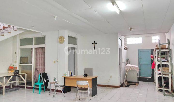 Rumah Dijual 3 Lantai di Jl Kresna , Pajajaran Bandung 2