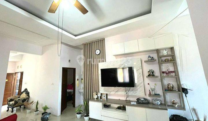 Rumah Dijual Nyaman Semi Furnish di Awiligar Bandung 2