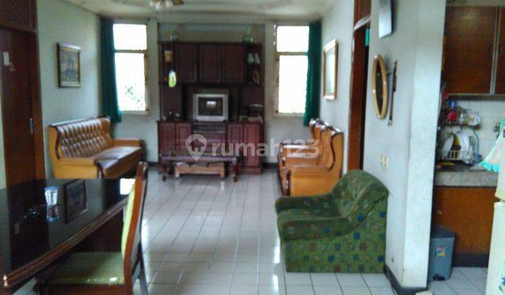 Rumah Dijual 3 Lantai Cocok Untuk Usaha di Kiaracondong, Bandung 1