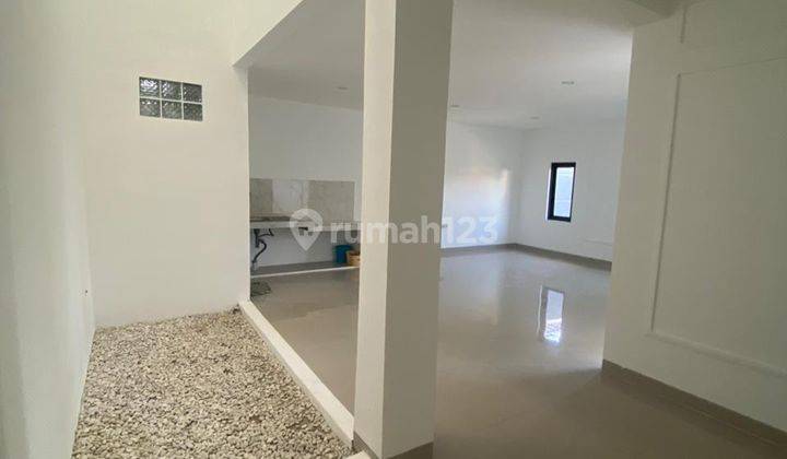 Rumah Baru Dijual Bagus Design Modern di Area Turangga 2