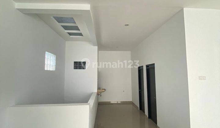 Rumah Baru Dijual Bagus Design Modern di Area Turangga 1