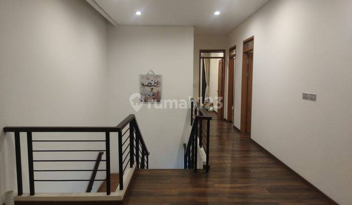 Rumah Dijual Modern Minimalis di Sayap Setiabudi , Bandung 2