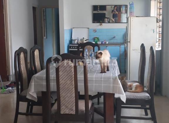 House for Sale, Cool and Lush in the Sayap Dago Area, Bandung 01 2