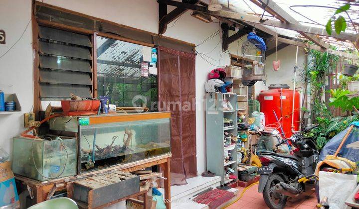 Rumah Dijual 1,5 Lantai Hitung Tanah Saja di Jl Asmi, Bandung 2