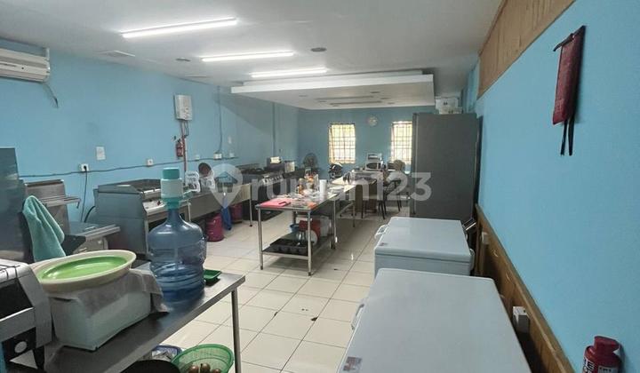 3-Story Strategic Shop House for Sale on Mainroad Surya Sumantri 0157 2