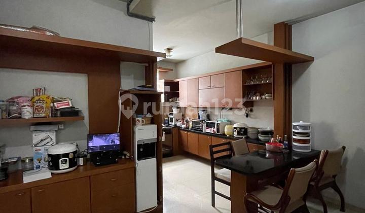 Rumah Dijual Nyaman 2,5 Lantai di Area Hegarmanah Bandung 01 2