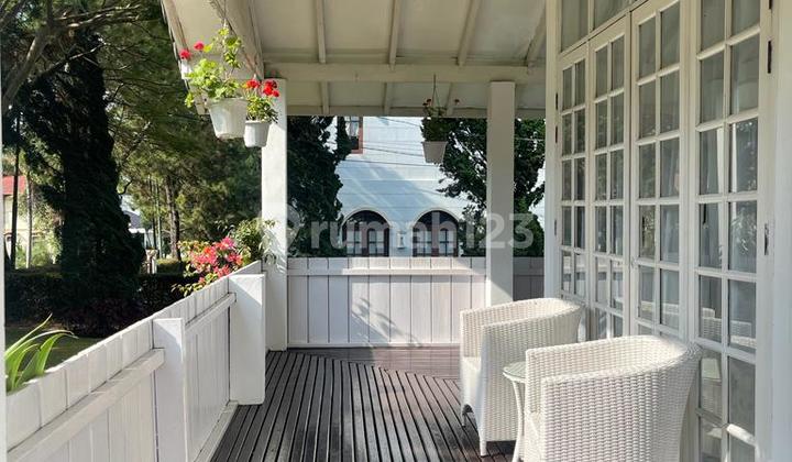 House for Sale Cool Green at Villa Istana Bunga Near Tourist Attractions 2