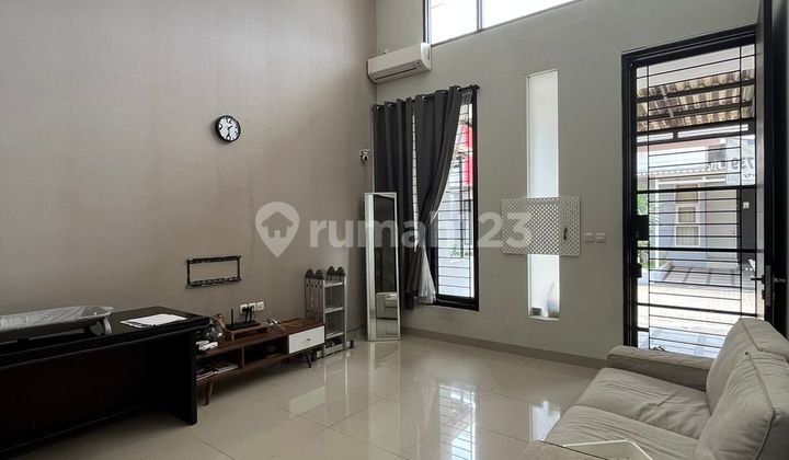 Minimalist Well-Maintained House for Sale in Kopo Safira Residence 41