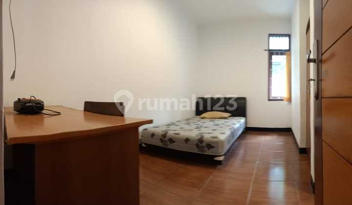 Rumah Disewa Terawat Full Furnished di Sayap Cipaganti, Bandung 30 2