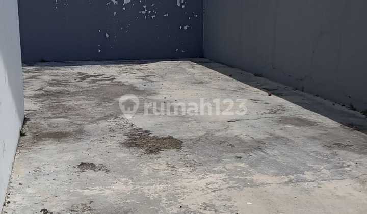 Rumah Dijual Halaman Luas di Taman Kopo Indah 3, Bandung 39 2