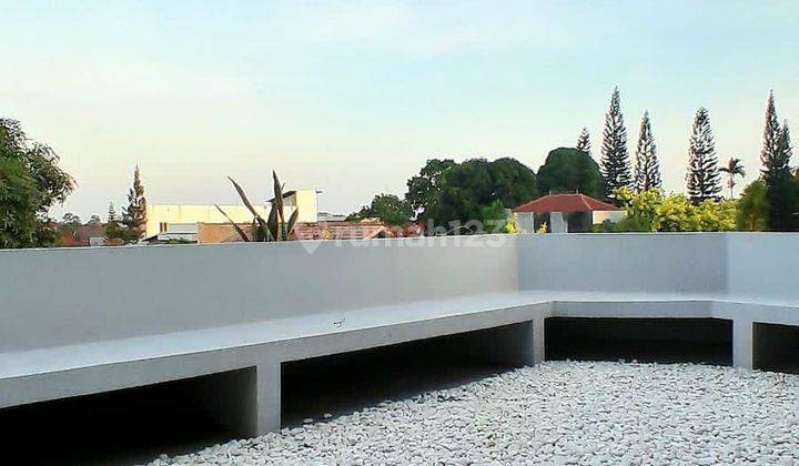 Rumah Baru Minimalis Siap Huni Dgn Rooftop Di Pondok Cabe Strategis
 2