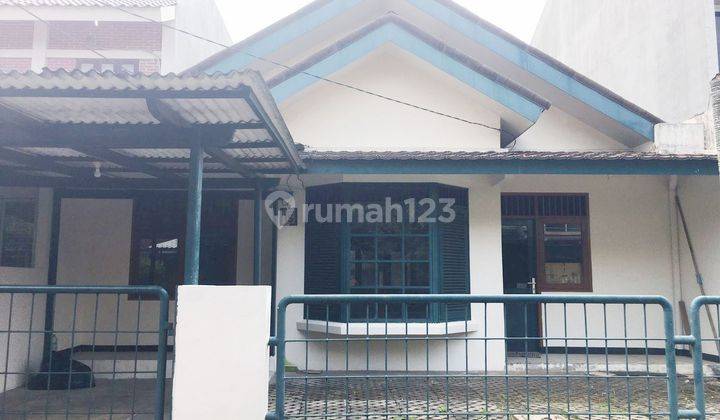 Rumah  Sektor 5 Lok Strategis Siap Huni Atap Baja Ringan Genteng Baru 1