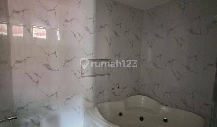 Disewakan Rumah Baru Di Lokasi Strategis Dengan Lingkungan Nyaman, Tenang  2