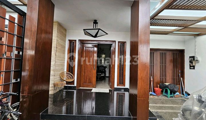 Quick Sale Good Minimalist House with SHM in Tanjung Barat Indah 2