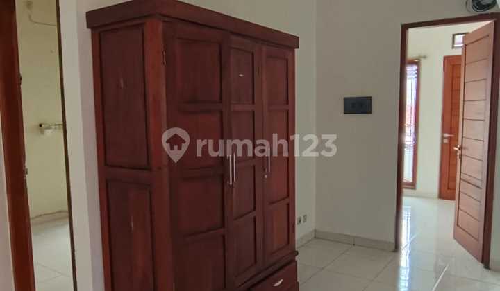 For Rent: Nice & Comfortable Residential House Ready for Occupancy in Tebet