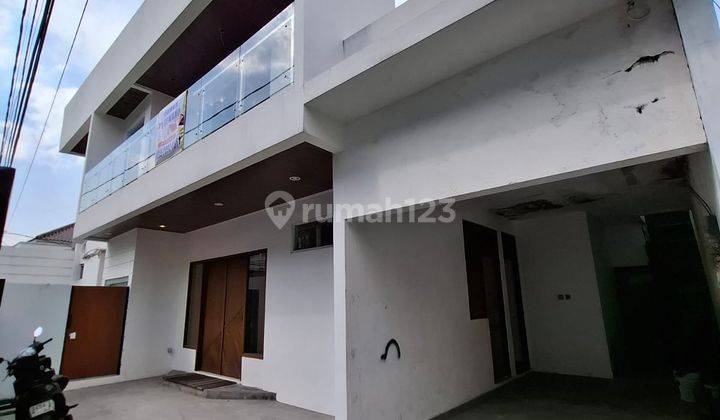 Disewakan Rumah Baru Di Lokasi Strategis Dengan Lingkungan Nyaman, Tenang  1
